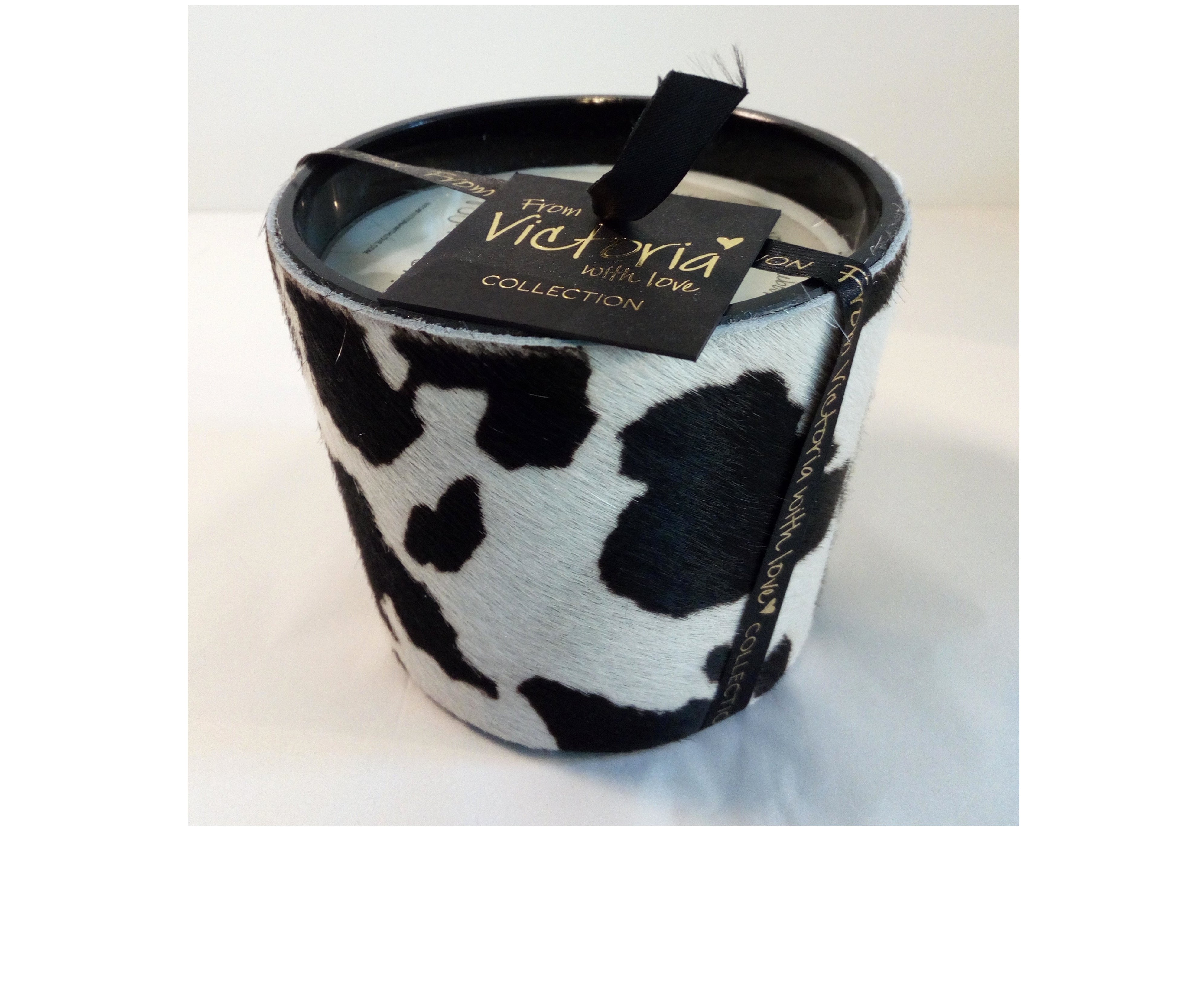 VICTORIA KAARS COW BLACK & WHITE S