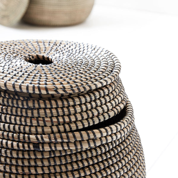 Bolvormige manden met plat deksel, maat S