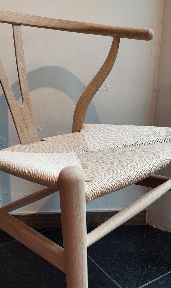 Eetkamerstoel gezeepte Eik - Wishbone stoel Eik