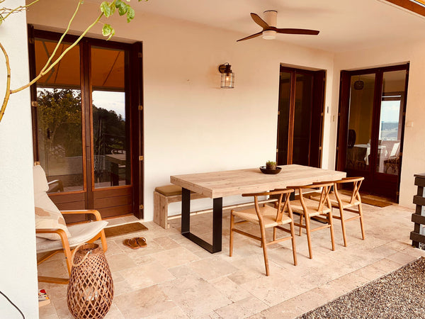 WISHBONE TUINSTOEL NATUREL TEAK- IN & OUTDOOR USE