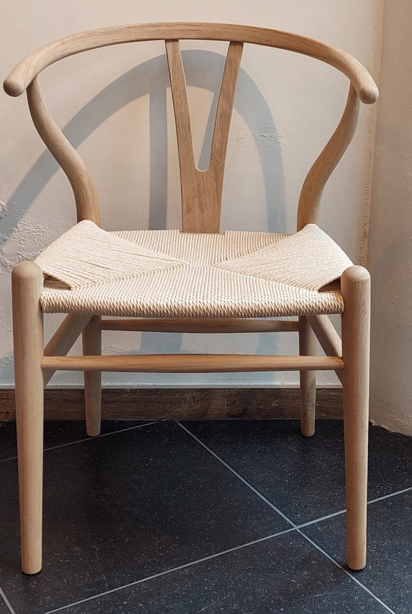 Eetkamerstoel gezeepte Eik - Wishbone stoel Eik