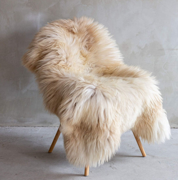 BASIC-LANGHARIG IJSLANDS SCHAPENVACHT - NATUURLIJK BEIGE