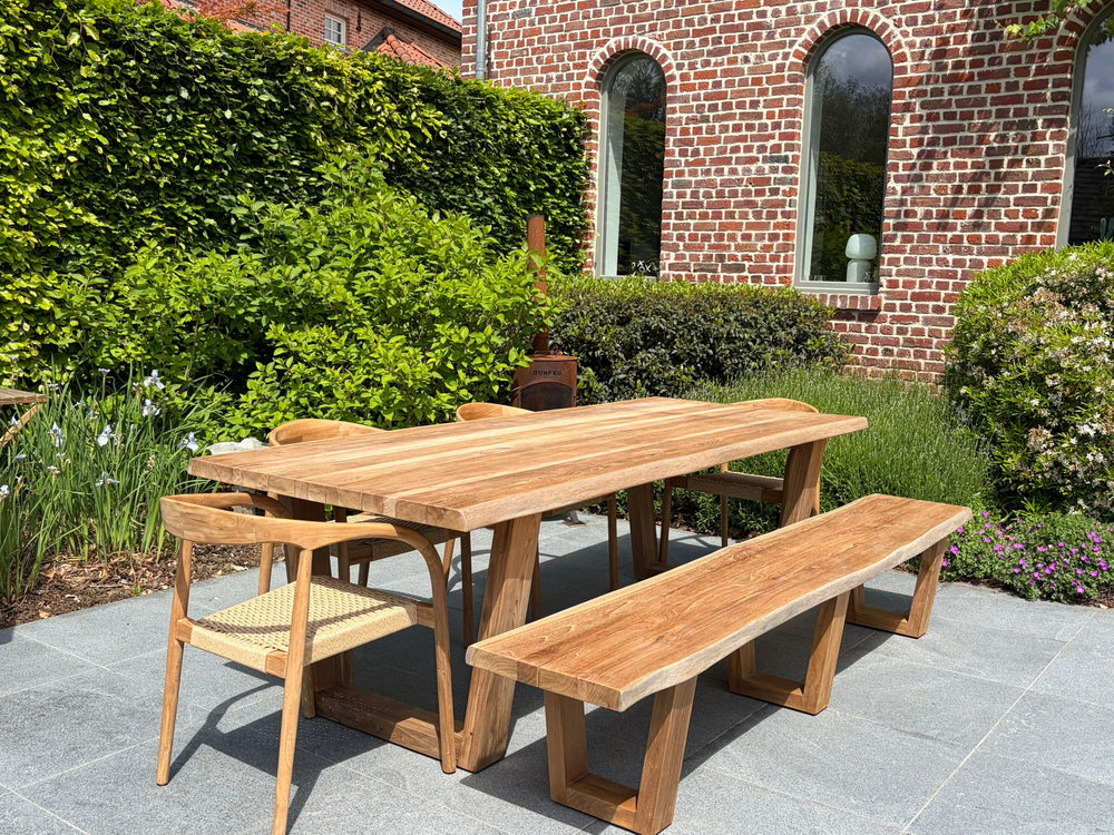 Massief Teak tafel In & Outdoor use - 300cm
