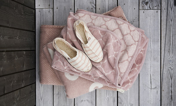 Klippan plaid wol Stella - Pink - Deken